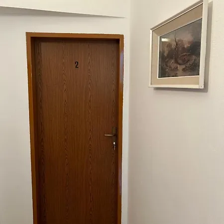 Markovic Sea View Apartment *