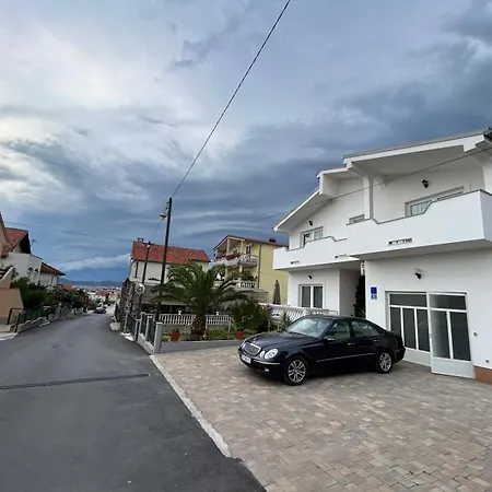 Markovic Sea View Apartman